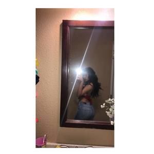 Meet your Posher, Araceli